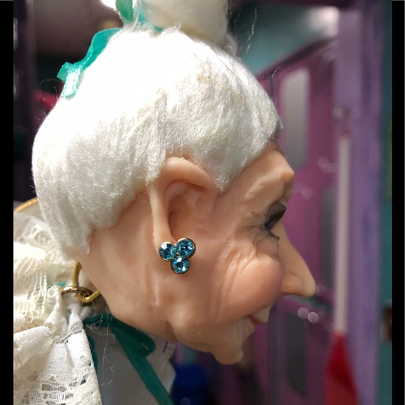 Fairy Godmother Doll - Picture 6 of 8